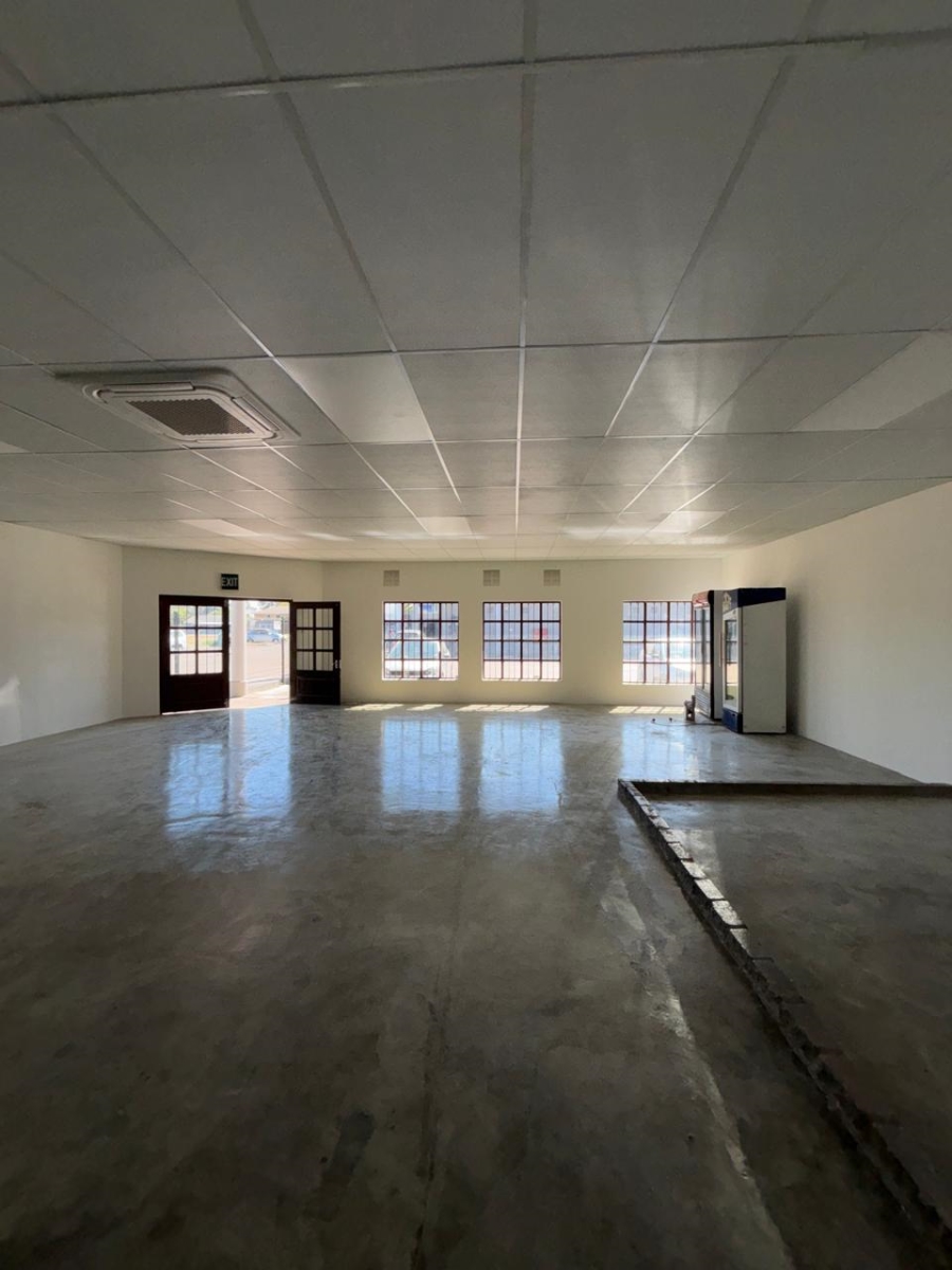 To Let commercial Property for Rent in Peerless Park West Western Cape